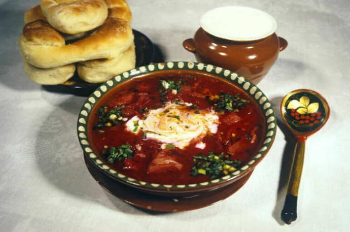 Борщ, квас и сбитень: туристы хотят попробовать Россию на вкус Борщ, квас и сбитень: туристы хотят попробовать Россию на вкус