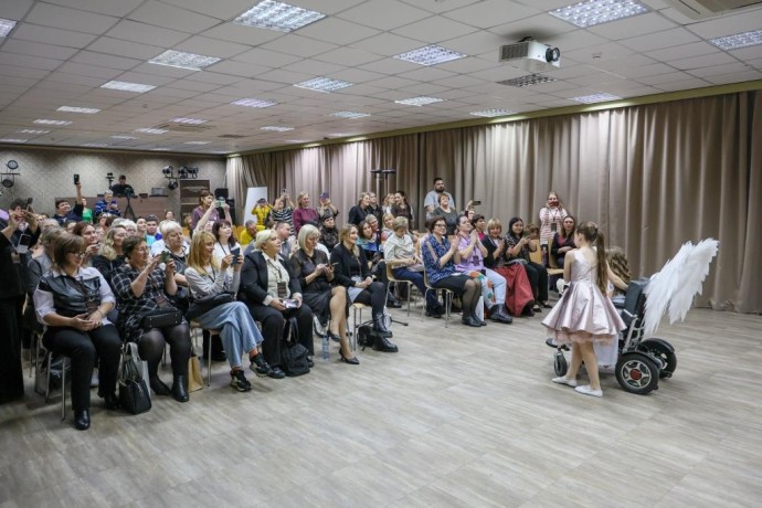 В рамках Всероссийской конференции специалистов инклюзивных творческих лабораторий прошли театральные постановки, мастер-классы и творческие встречи