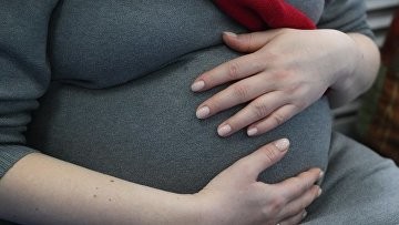 Суррогатное материнство исключает использование супругами донорских клеток — КС