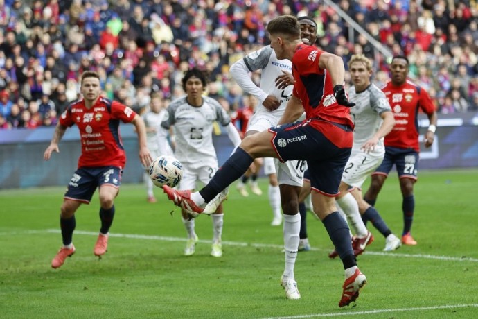Тренер "Балтики" заявил, что ЦСКА забил победный гол с нарушением правил: "Все видят, но молчат" Тренер "Балтики" заявил, что ЦСКА забил победный гол с нарушением правил: "Все видят, но молчат"