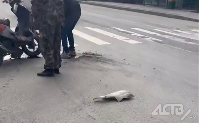 Очевидцы: пьяный водитель сбил подростка на мопеде в Южно-Сахалинске Очевидцы: пьяный водитель сбил подростка на мопеде в Южно-Сахалинске