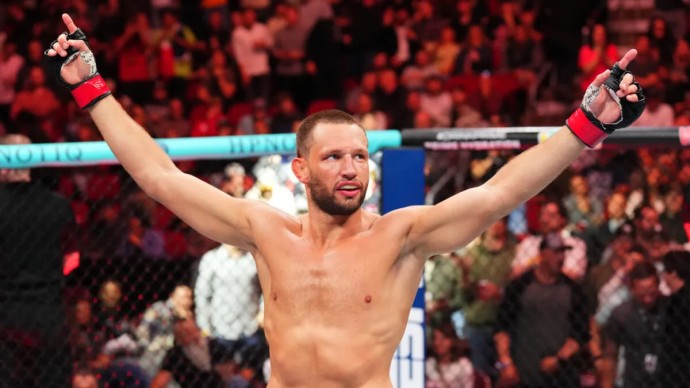 Де Риддер дерзко ответил Чимаеву на оскорбления после боя с Алленом Де Риддер дерзко ответил Чимаеву на оскорбления после боя с Алленом