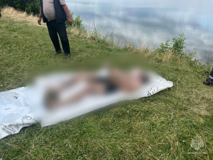 В Башкирии из воды извлекли два трупа В Башкирии из воды извлекли два трупа