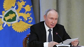Путин поручил прокурорам следить за тратой средств на гособоронзаказ и нацпроекты