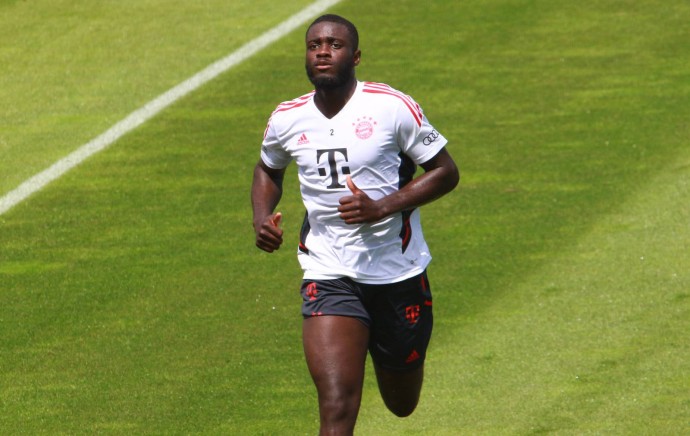 «Ливерпуль» хочет следующим летом бесплатно подписать защитника «Баварии»