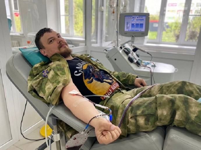 Ветеран СВО сдал кровь, чтобы спасти жизнь кировчанина