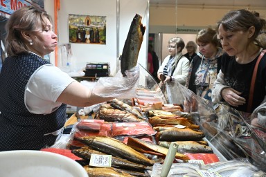 Сенатор Зубарев призвал дать преференции поставщикам рыбы