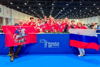 Сергей Собянин рассказал об успехах москвичей на чемпионате RoboCup в Абу-Даби