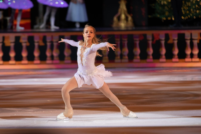 Плющенко вновь жёстко прошёлся по матери Костылёвой и заявил, что девочка не числится в школе