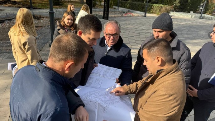 В Башкирии благоустраивают аллею и парк Кирова в Стерлитамаке В Башкирии благоустраивают аллею и парк Кирова в Стерлитамаке