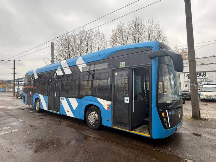 По дорогам Ярославля начал курсировать автономный троллейбус