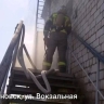 В Приамурье пожарные потушили здание бывшего депо, солому и грузовик