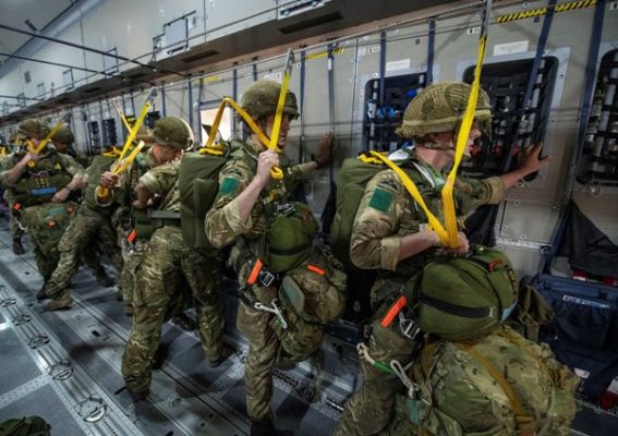Великобритания отправляет своих военных на спецоперацию, но не на Украину
