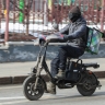 «Сколько еще нужно жертв?» Москвичи массово жалуются на курьеров на электромопедах