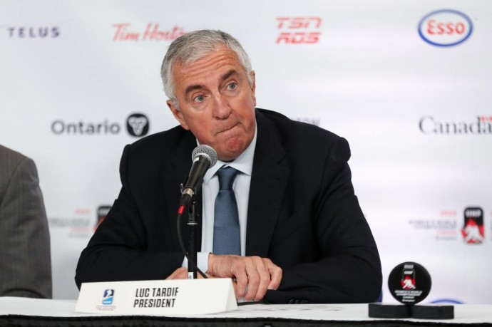 В России обвинили ИИХФ в нарушении международных правил делового общения