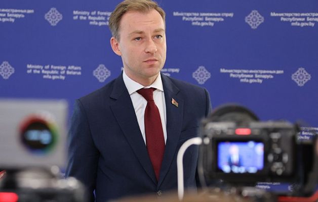 В МИД Белоруссии осадили Польшу и Литву: Не вам решать, когда открывать границу В МИД Белоруссии осадили Польшу и Литву: Не вам решать, когда открывать границу