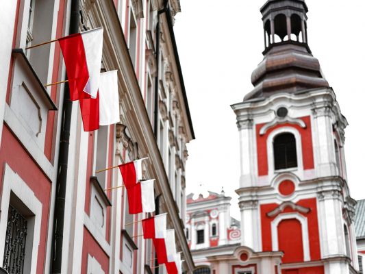 В Польше наметилось значительное снижение уровня доверия к руководству страны