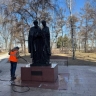 Памятники и арт-объекты отмоют в Иркутске после зимы