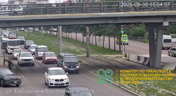 На оживлённой улице в Улан-Удэ в тестовом режиме запустили светофор