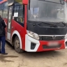 Возбуждено уголовное дело по факту падения женщины из автобуса