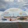 «Смотри, какая красота»: туристы скупают украшения на ювелирном фестивале в Костроме