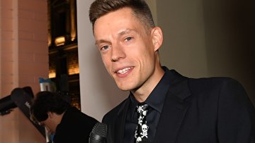 Суд заочно приговорил к 22 месяцам колонии журналиста Юрия Дудя Суд заочно приговорил к 22 месяцам колонии журналиста Юрия Дудя