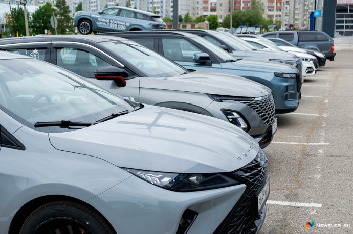 В Кировской области приставы заплатят 800 тысяч за хранение арестованных авто