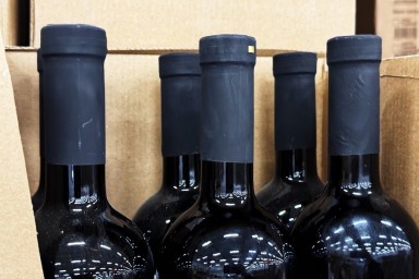 В России озвучены планы по продаже вина онлайн