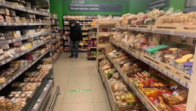 В Башкирии уничтожили сотни килограммов фальсифицированных рыбных консервов