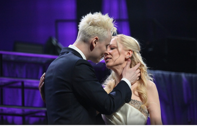 Ярослав Мизулин: Ксения Собчак поинтересовалась, возьмёт ли Shaman фамилию новой жены Ярослав Мизулин: Ксения Собчак поинтересовалась, возьмёт ли Shaman фамилию новой жены