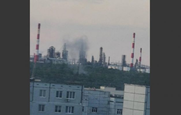 Беспилотники атаковали нефтеперерабатывающий завод в Самарской области