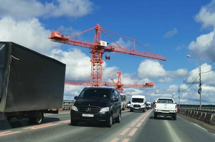 Кабмину хотят дать новые полномочия по использованию автодорог в военное время Кабмину хотят дать новые полномочия по использованию автодорог в военное время