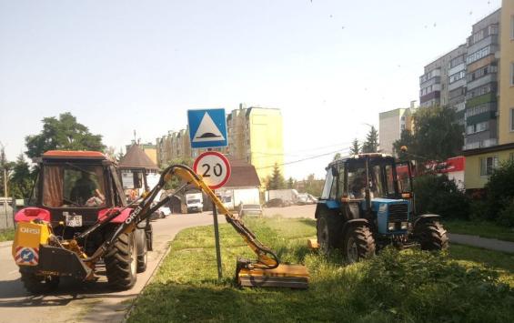 В Курске свыше ста человек задействованы в санитарной уборке города