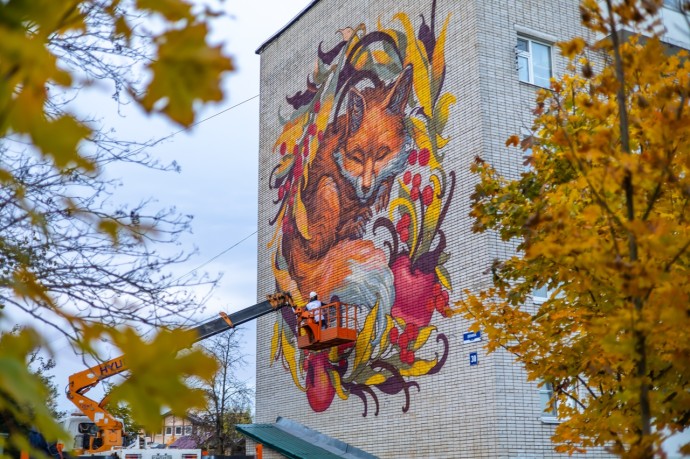 «Страницы истории» подарили Новгородской области ещё несколько новых муралов