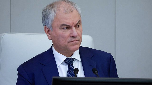 Вячеслав Володин: сведения о том, что Франция и Англия готовятся вооружить Киев ядерным оружием и средством его доставки, требуют незамедлительного реагирования Вячеслав Володин: сведения о том, что Франция и Англия готовятся вооружить Киев ядерным оружием и средством его доставки, требуют незамедлительного реагирования