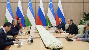 Денис Мантуров встретился с Президентом Республики Узбекистан Шавкатом Мирзиёевым