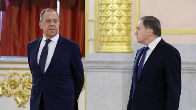 Даже неудобно: в Кремле продолжают повторять про «важные договоренности в Анкоридже» Даже неудобно: в Кремле продолжают повторять про «важные договоренности в Анкоридже»