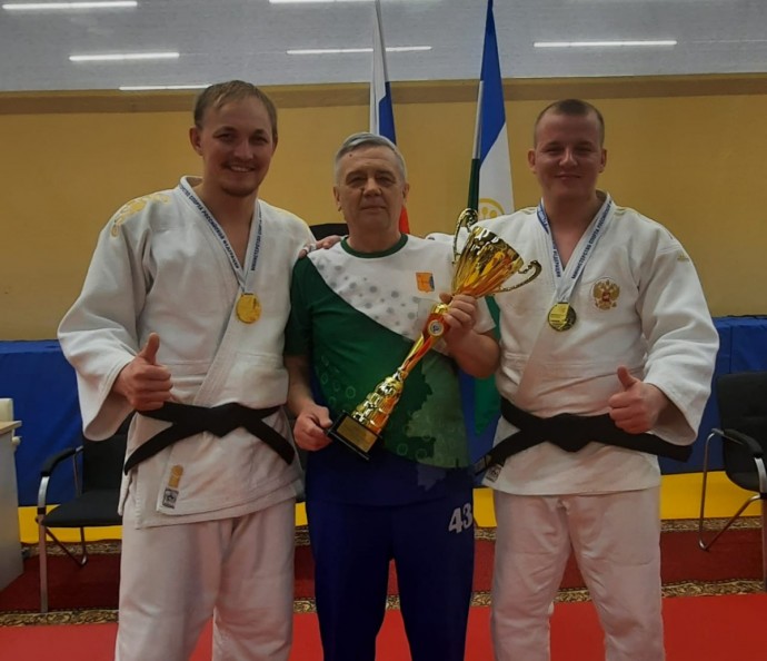 Олег Валенчук: Золото наших спортсменов на Чемпионате России – настоящий успех вятской школы дзюдо!