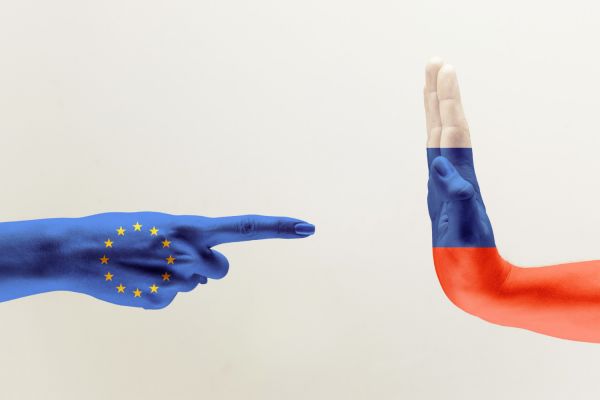 Евросоюз подготовил «мини-пакет» санкций против России — Politico Евросоюз подготовил «мини-пакет» санкций против России — Politico