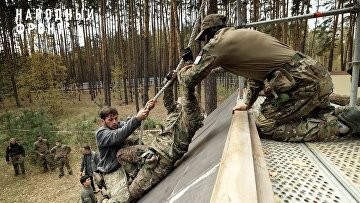 Порядка 300 волонтеров прошли подготовку для работы при ЧС на форуме "Рубеж"