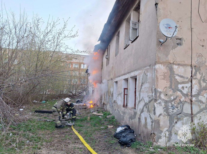 В Тульской области спасатели за сутки потушили 11 пожаров