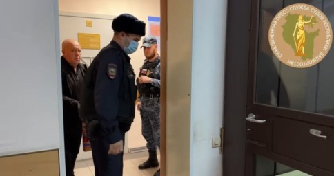 В Уфе бывшего военного прокурора осудили на 12 лет за крупную взятку