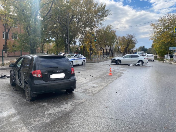 В Астрахани в тройном ДТП пострадал ребёнок