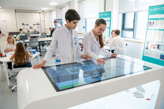 Собянин: Масштабное обновление инфраструктуры — приоритет в развитии образования