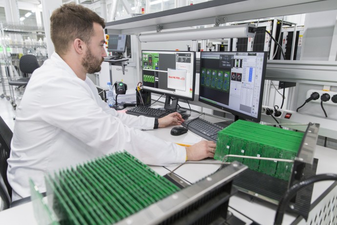 В России стало больше людей, работающих по специальности