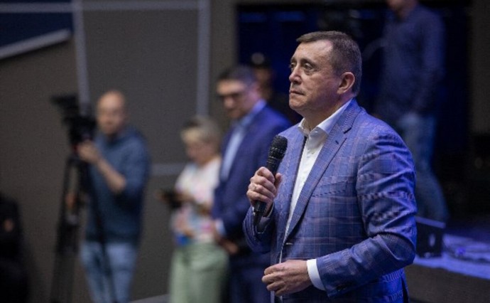 Губернатор потребовал ускорить темпы ремонта проспекта Мира в Южно-Сахалинске