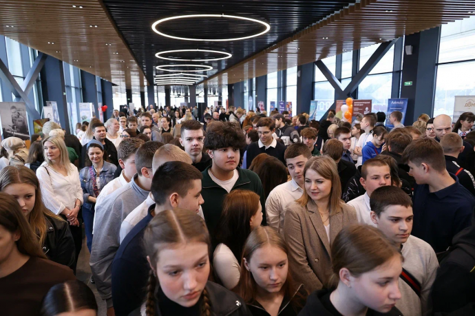 В Новгородской области на ярмарке трудоустройства предложили около 2800 вакансий