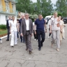 Александр Хинштейн проведал курян в ПВЗ в Тульской области