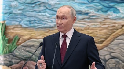 Путин заявил о необходимости обсуждать признание Крыма с США на переговорах Путин заявил о необходимости обсуждать признание Крыма с США на переговорах