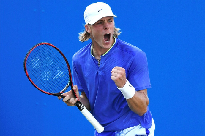 Канадский теннисист на русском устроил перепалку со зрителем во время матча в Стокгольме Канадский теннисист на русском устроил перепалку со зрителем во время матча в Стокгольме